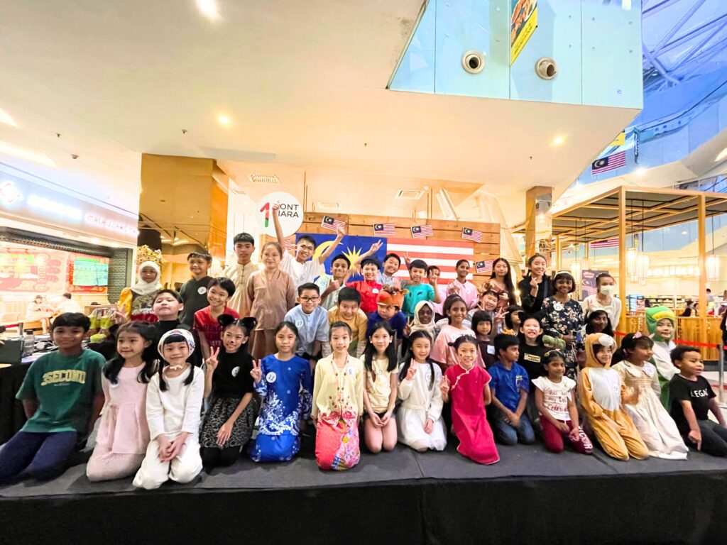 1MK Merdeka Children's Storytelling Contest